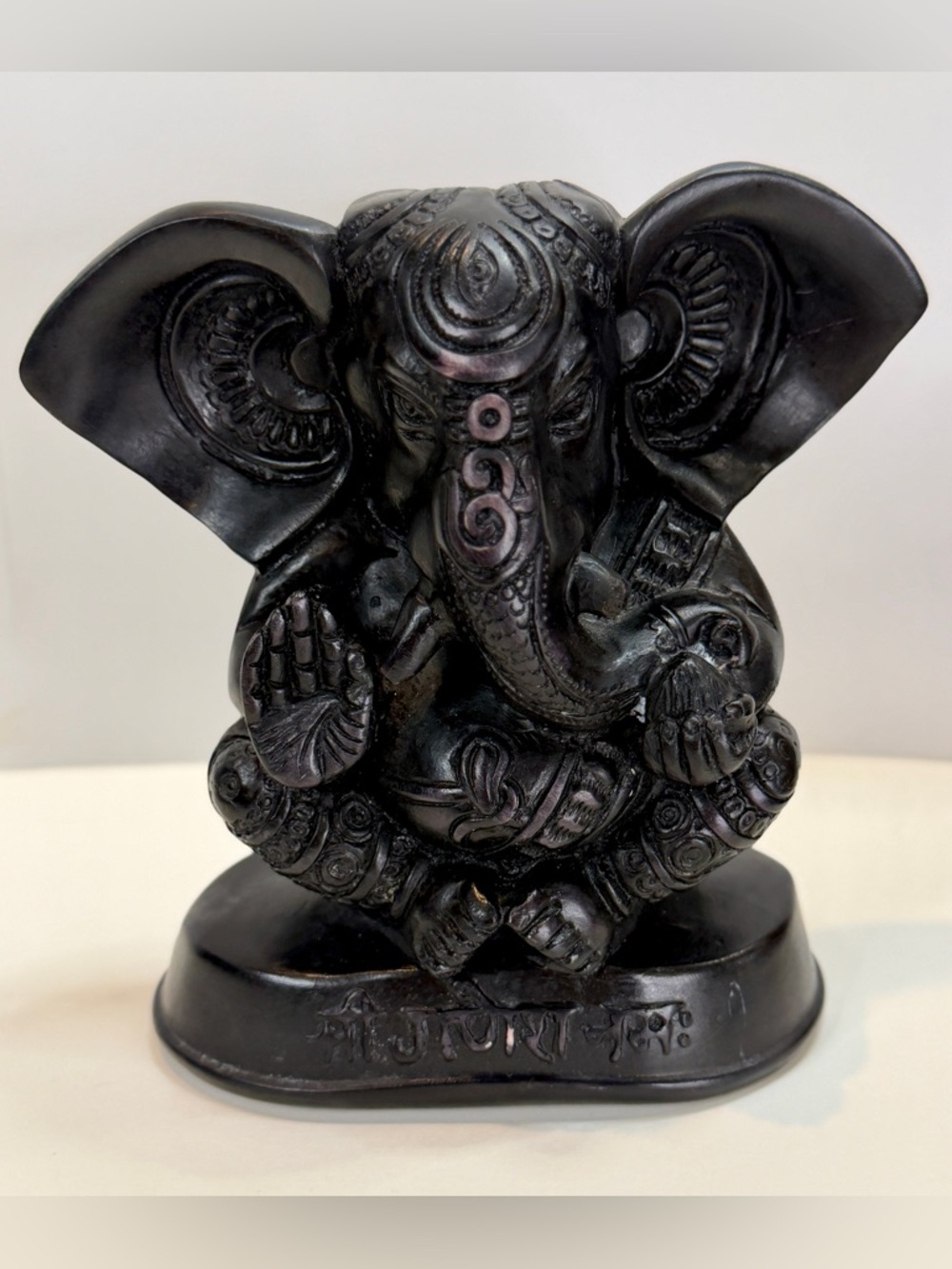 Ganesh Statue Black Resin Hindu Ganesha Figurine Spiritual Home Decor 6.25”